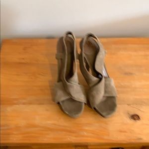DIANE VON FURSTENBERG SUEDE SANDALS